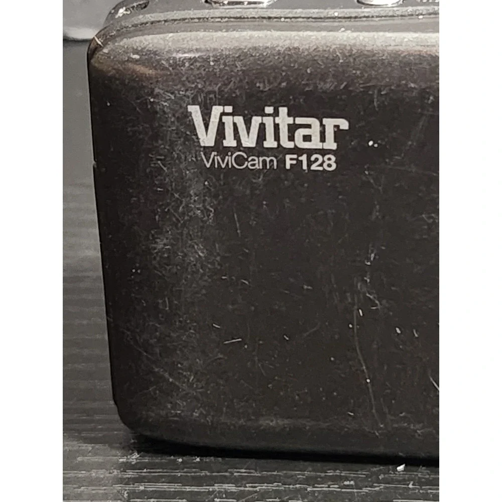 Vivitar ViviCam F128 Black Digital Camera 12MP 2.4 Inch LCD‎ AS IS UNTESTED